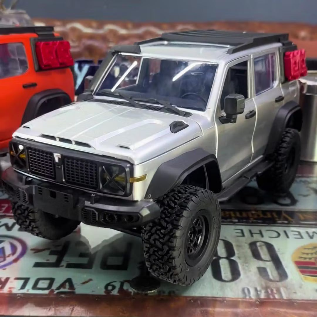 MN MODEL MN-300 Tank SUV 1/12 Off-road RC Crawler