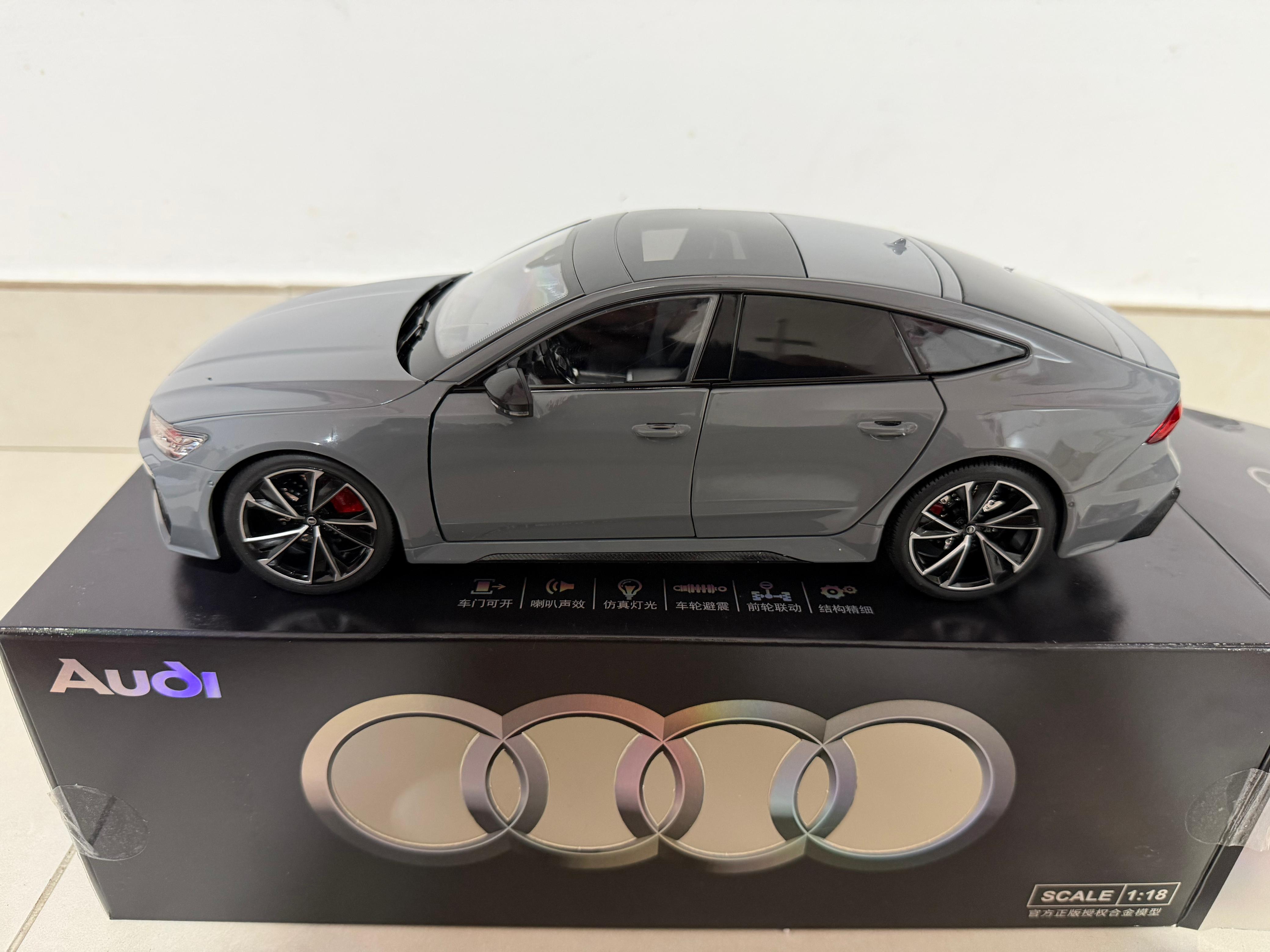1:18 Audi RS7 Sportback Diecast Model with Remote Key