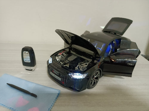 1:18 Audi RS7 Sportback Diecast Model with Remote Key